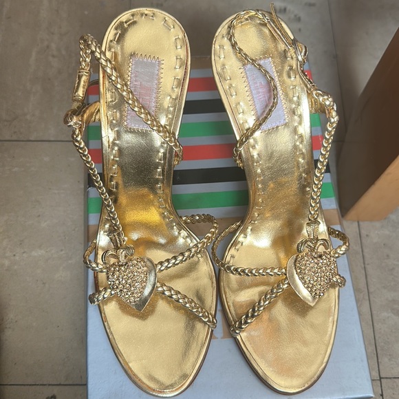 J-Lo Gold Heels in Size 8 - Picture 2 of 4